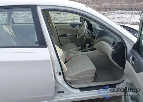 2008 Subaru Impreza 2.5I z USA, uszkodzony, nr VIN JF1GH61678H837814